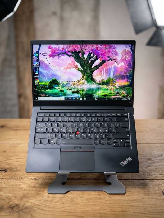 Бизнес серия Lenovo ThinkPad E14