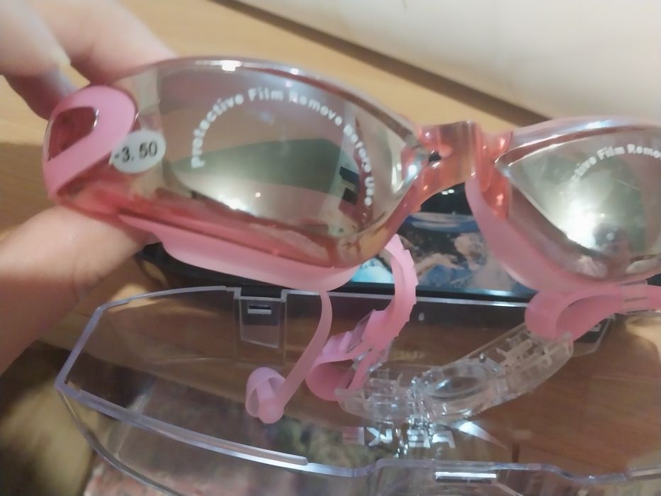 Срочно продается очки для плавания-3.5