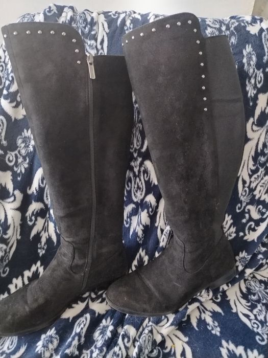 Ниски ботуши тип чизми 39 номер