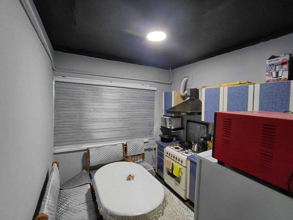 Шахристан 2-ком 1-этаж/4. Срочно. Шахристон метро.