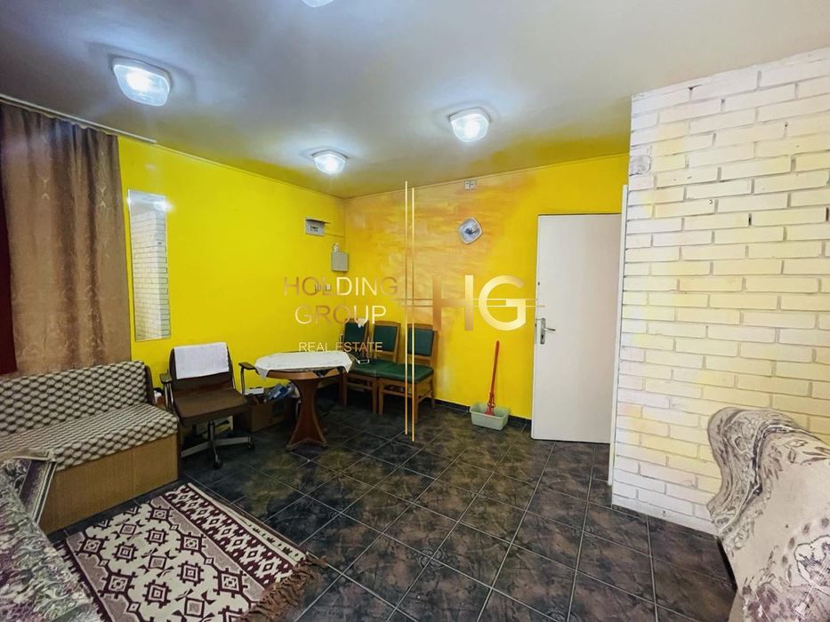 Продава се Магазин в Варна, Червен площад - 45 кв.м за 1665 €/кв.м - Снимка #1