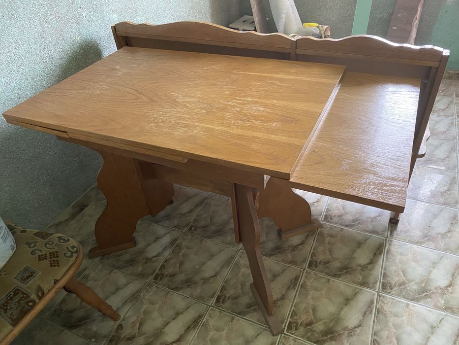 Set mobilier bucătărie din lemn masiv – masă extensibilă + bancă cu ladă + 2 scaune