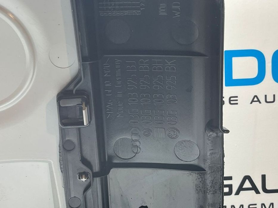 Capac Plastic Protectie Motor Volkswagen Touran 1.9 TDI BKC BRU AVQ BXE BXF 2003 - 2010 Cod 03G103925BL 03G103925BR