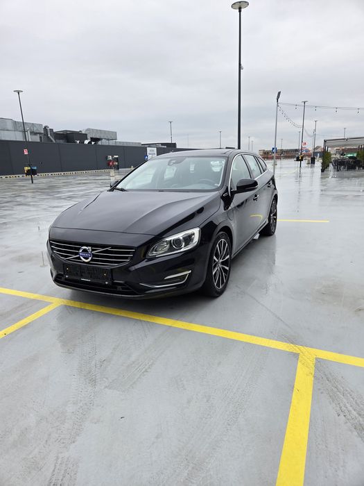VOLVO V60 2015 — imagine 2