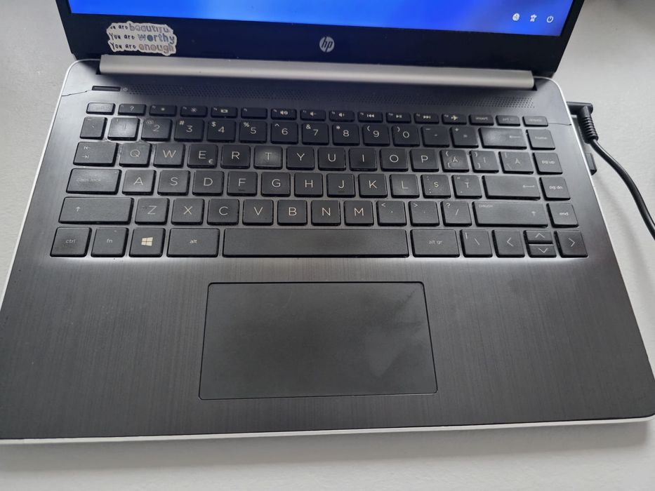 Laptop HP 14s-dq1008nq