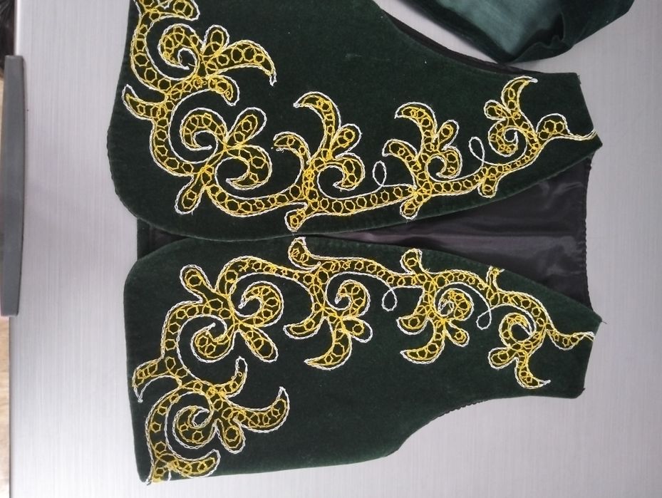 Продам желет 2000