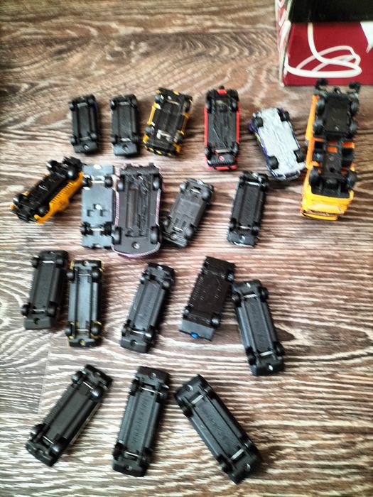 Модельки машинок