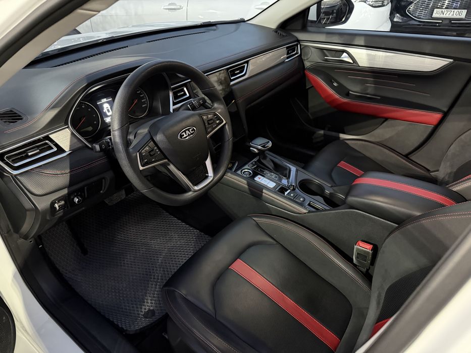 Jac J7 Xolati A’lo