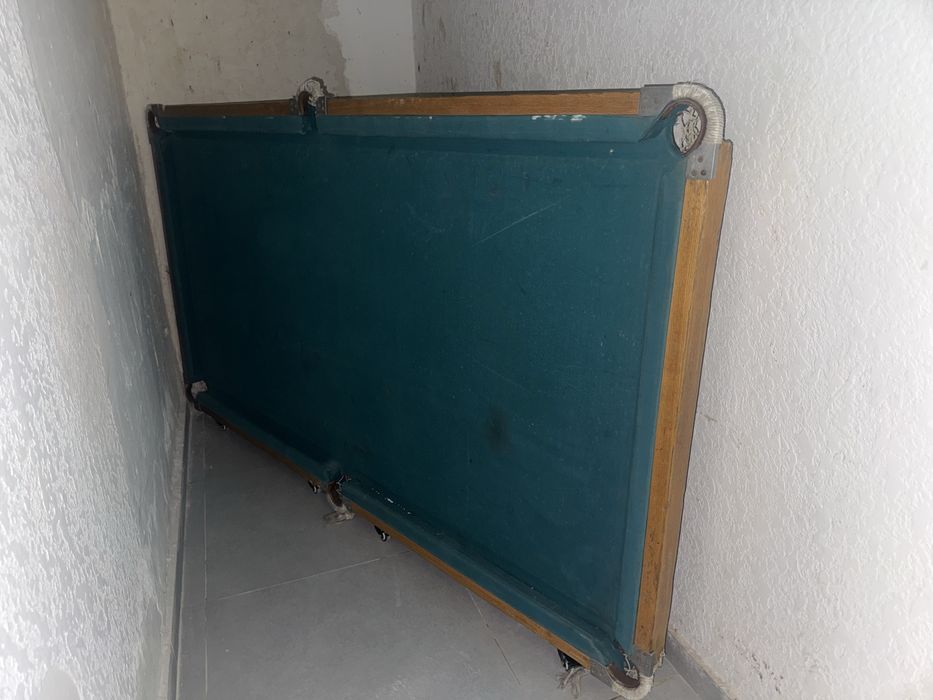 Бильярдный стол продам