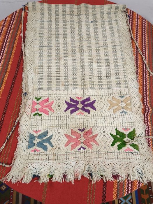 Автентични престилки за ямболски белкосник, носия, кукери, Тракия