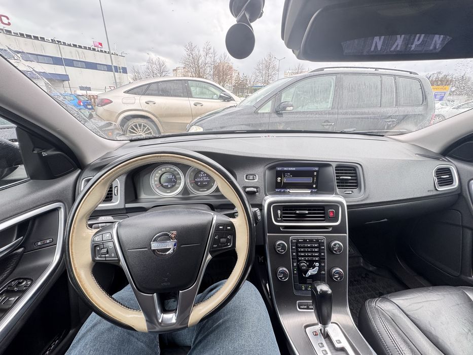 Volvo V60 T6 AWD