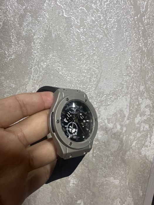 Hublot big bang .