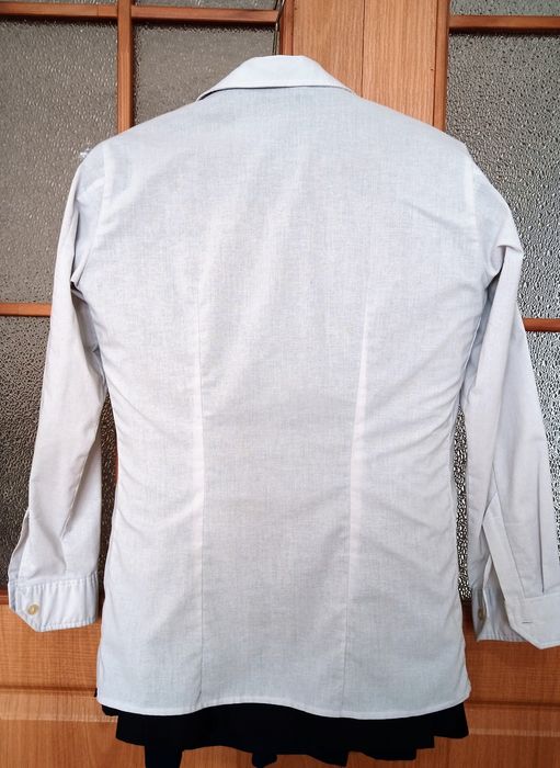 Рубашки школьные белые