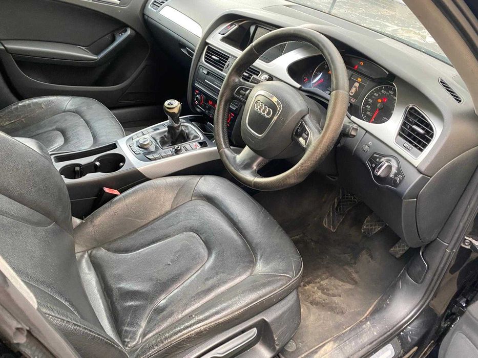 dezmembrez audi a4 b8 cod motor CAHA cod cutie LLQ cod culoare LZ9Y