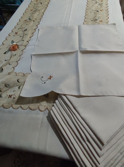 Скатерть тканевая 175x265 см