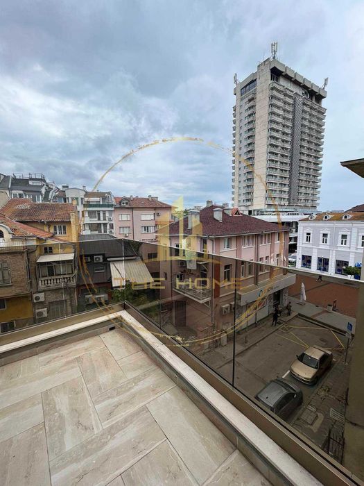 Луксозен 3 стаен Идеален Център