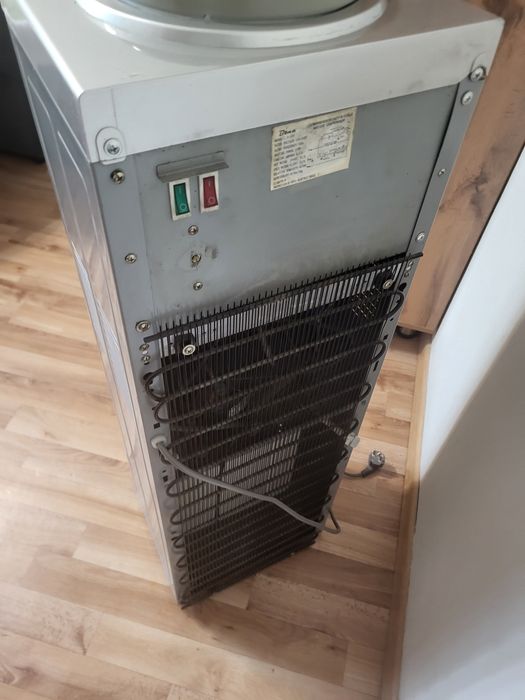 Кулер напольный Bona