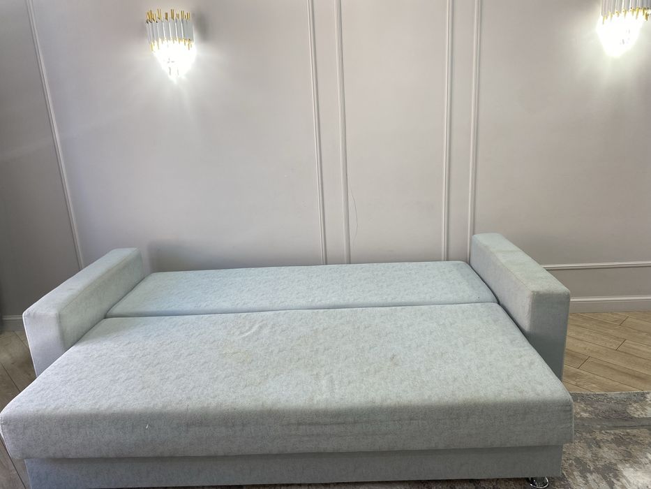 Диван раскладываемый