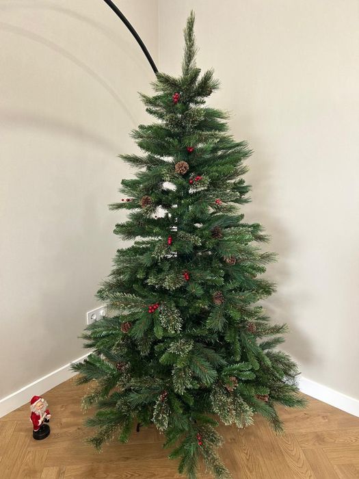 Ёлка искусственная