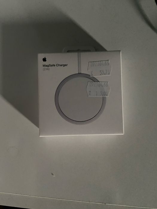 Безжично зарядно Apple Magsafe Wireless Charger
