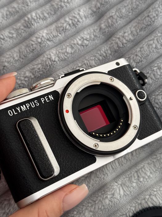 Olympus PEN E-PL восемь (Только Body-тушка)