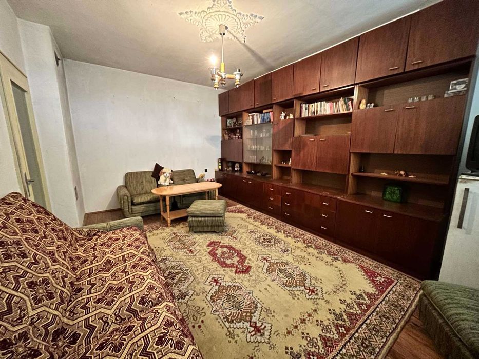 Продава се Четиристаен апартамент в Велико Търново, Акация - 135 кв.м за 1052 €/кв.м - Снимка #1