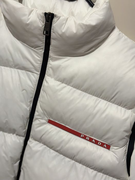 Мъжко яке PRADA !