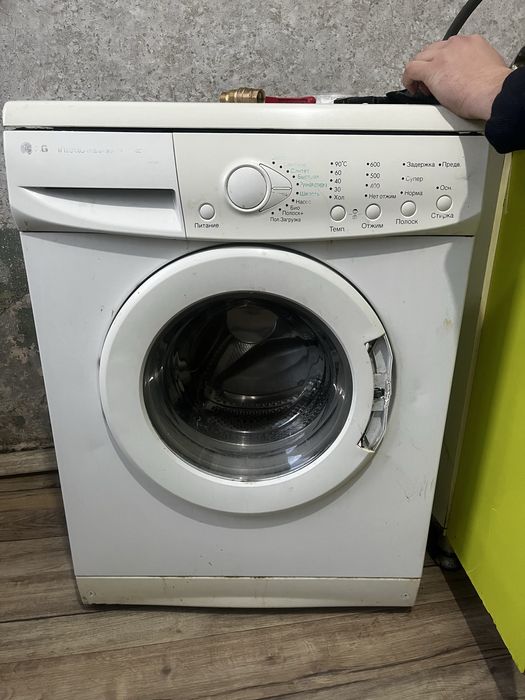Срочно отдам стиральрую машину
