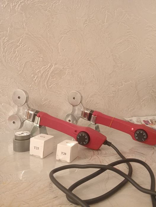 Паяльник для пластиковых труб утюг