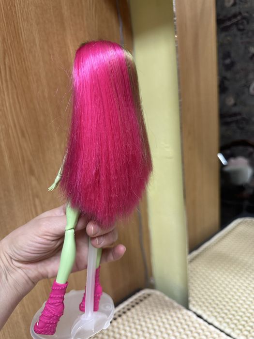 Пролам куклу монстр хай!