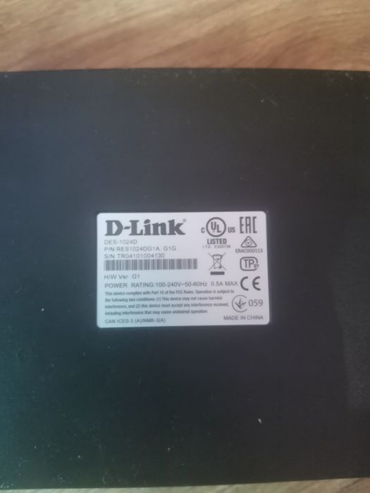 Коммутатор d-link DES-1024D