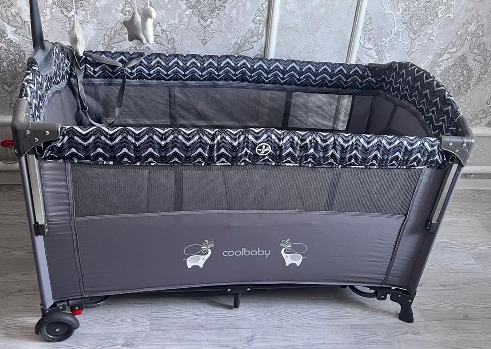 Срочно продам манеж