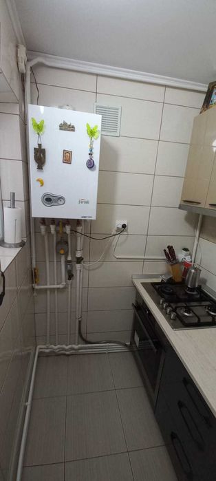 Vând garsonieră mobilată, recent renovată