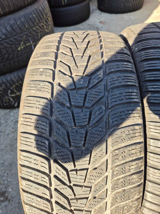 2 Anvelope de IARNA - 215/40/18 - Hankook - Foarte bune DOT 2024