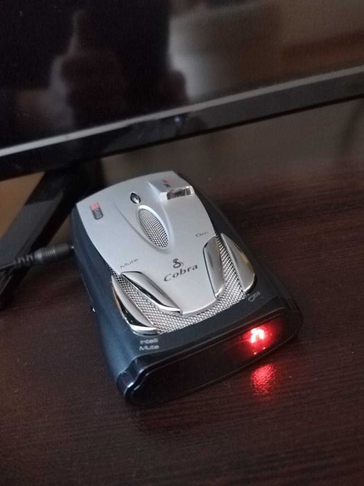 Detector radar Cobra XRS-9400 Laser 11 Band Functional