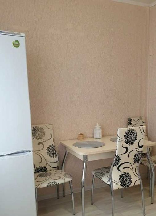 Дава се под наем Двустаен апартамент в Пловдив, Център - 44 кв.м за 183.6 € - Снимка #3