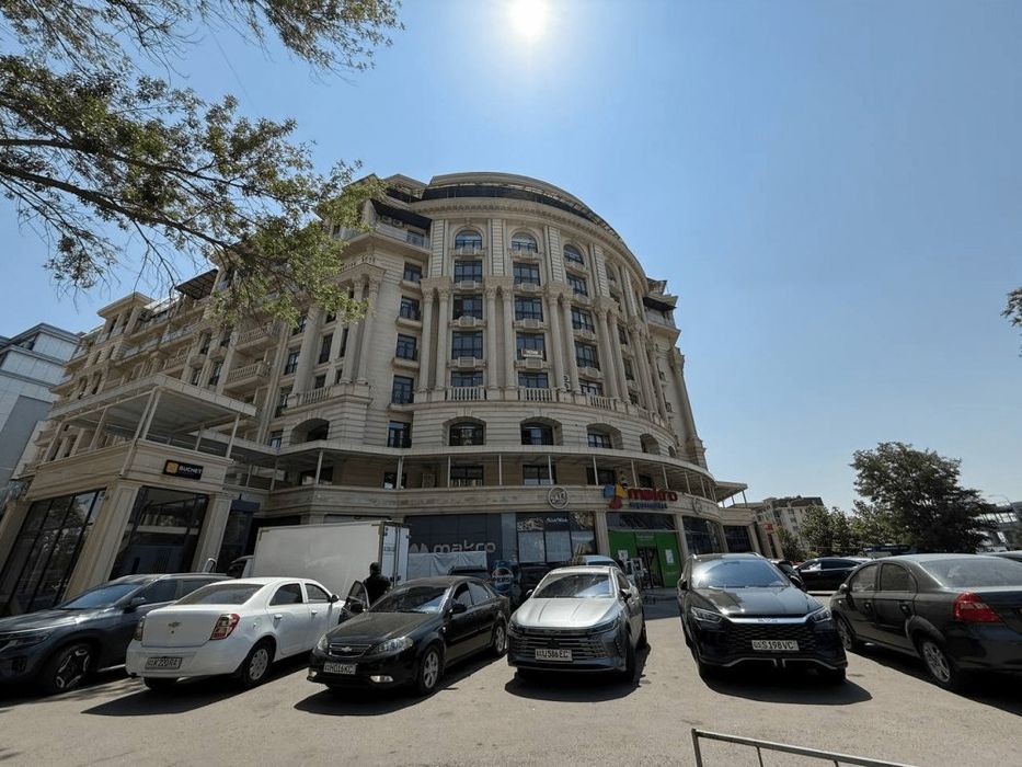 Продается 2 ой этаж под офис