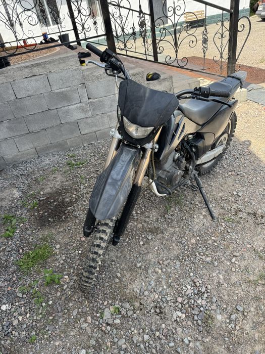 Продам эндуро 250 куб