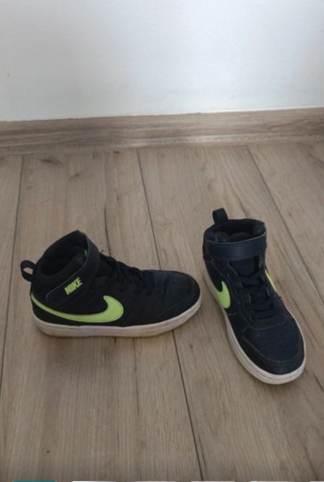 Ghete Nike ,mărime 28