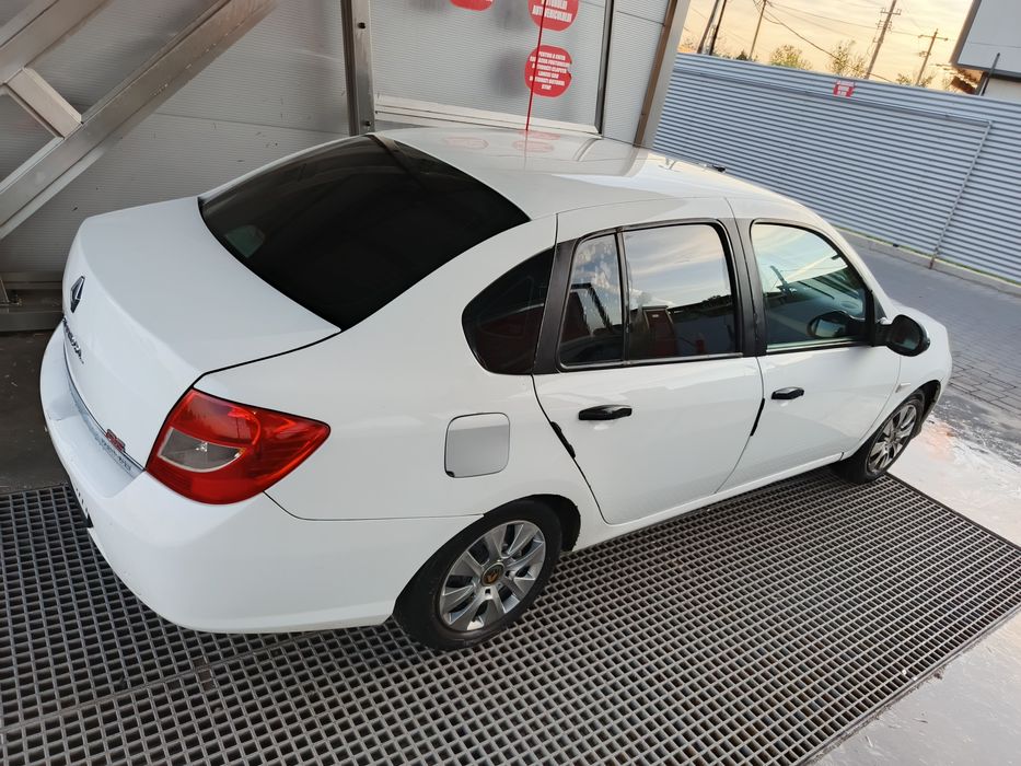 RENAULT Symbol 2010 — imagine 2