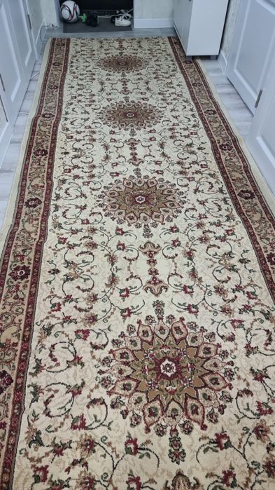 Ковер в хорошем состоянии