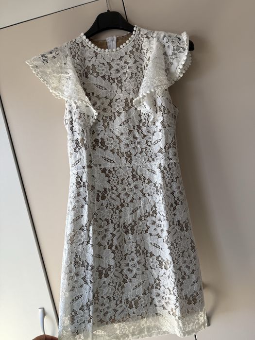 Дамска бяла рокля