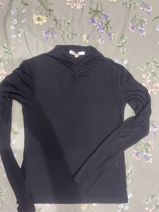 Продаю все вещи весна