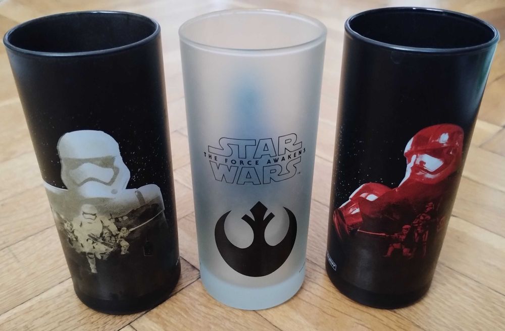 Чаши-стъкло (бира,ракия,вода),сервизи