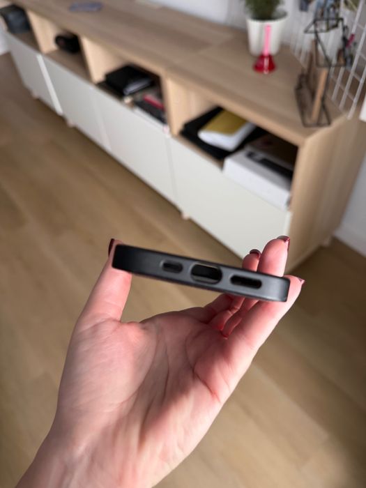 Husă iPhone 13 Pro, neagră, imitație piele