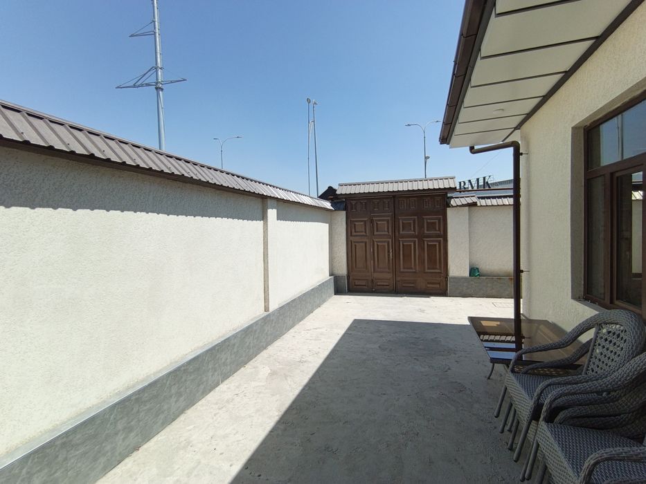 Бинокорда ховли сотилади