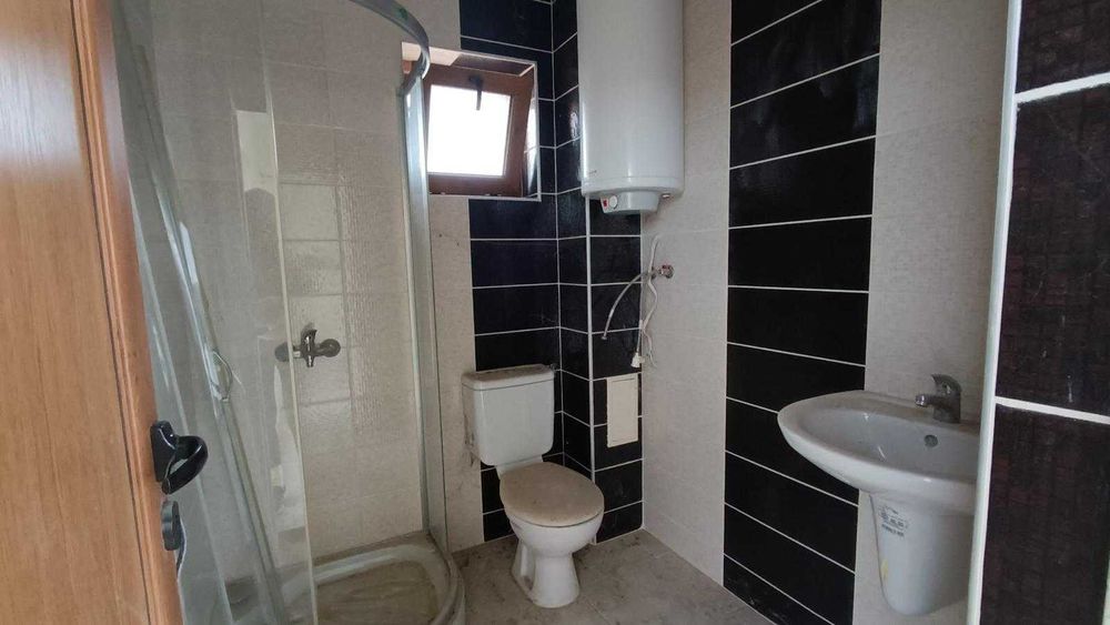 Двустаен мезонет в централна част на Бяла