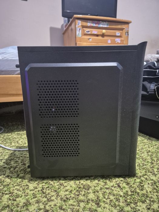 Кутия за компютър Power Box