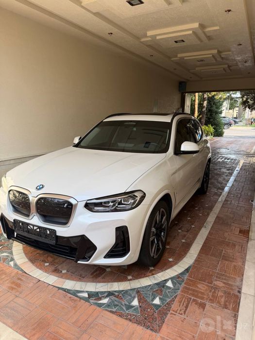 BMW IX3 M sport 2024/2025