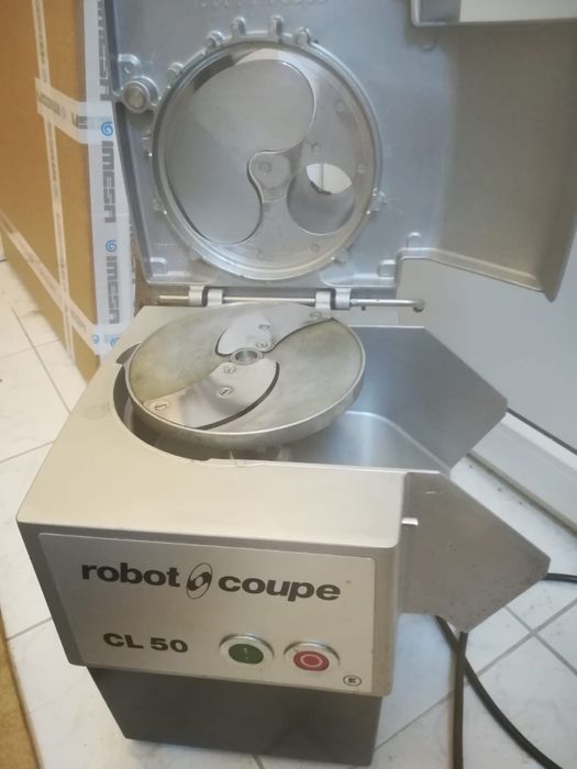 Roboti automati de taiat carne shaorma